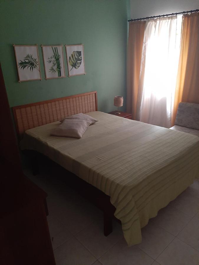 Mix 2 Hostel Mindelo Bilik gambar